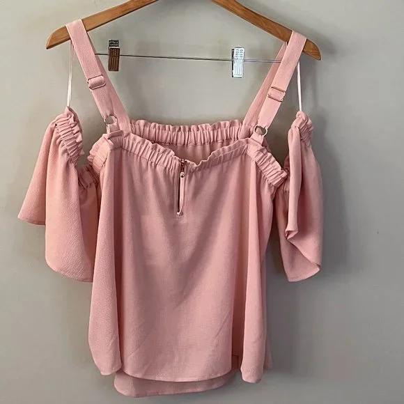 Candie's Separated Shoulder Soft Pink Top in Junior's Size XL NWT - Picture 2 of 11